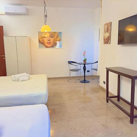 Appartme Guest House Doria 17 Мілан Екстер'єр фото